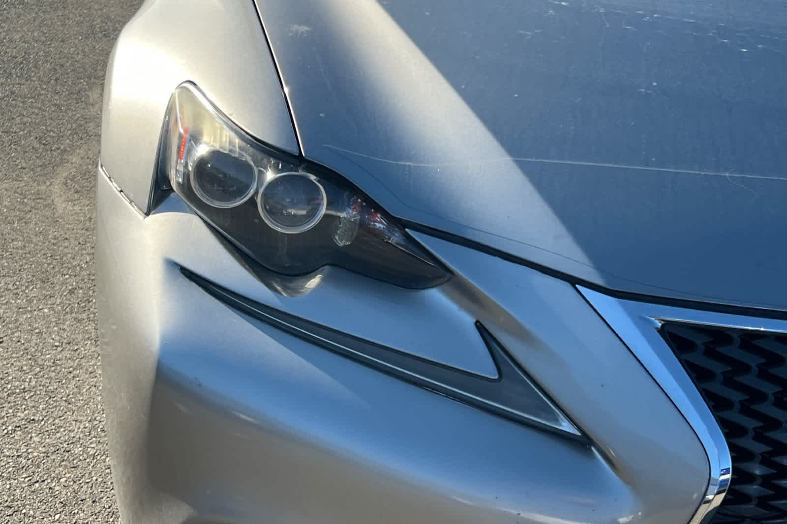 Thumbnail: 2015 Lexus IS - 8