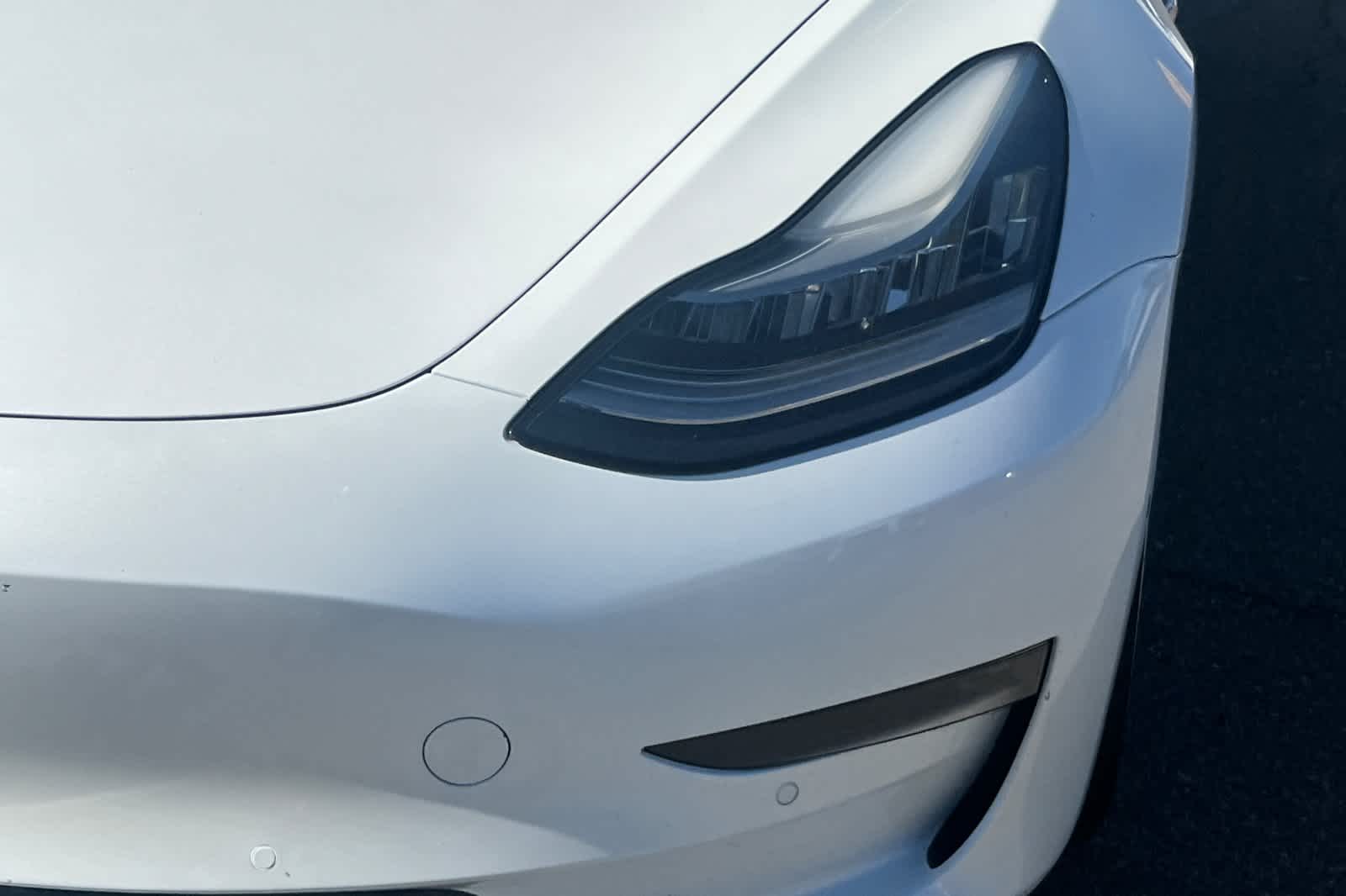 Thumbnail: 2018 Tesla Model 3 - 11