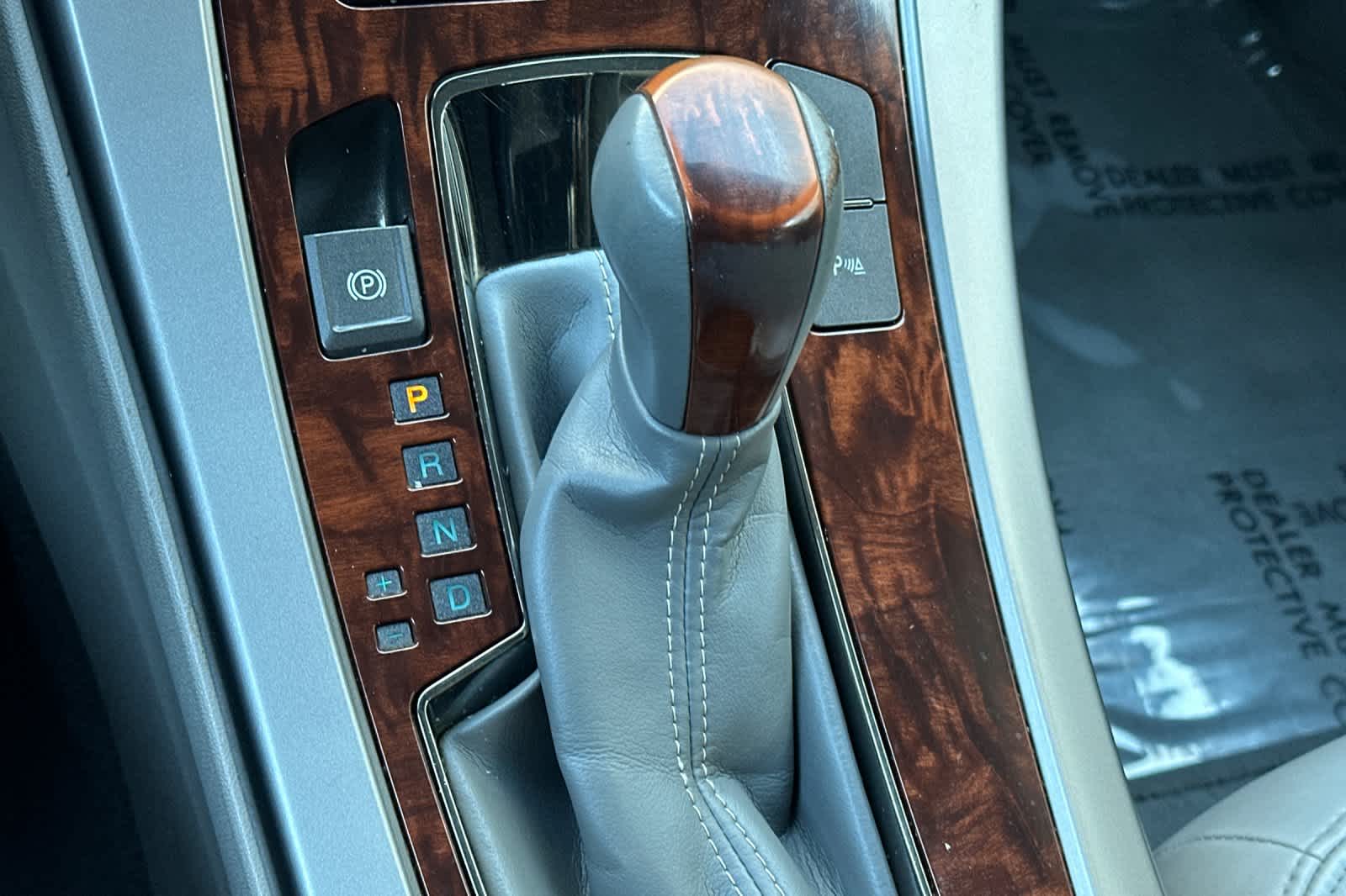 Thumbnail: 2011 Buick LaCrosse - 21