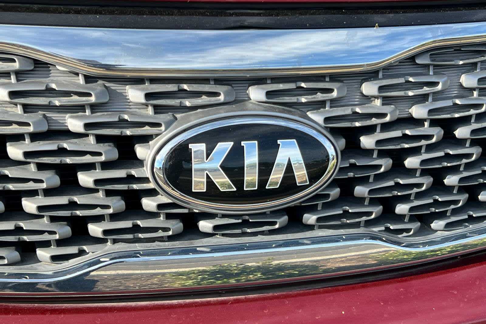 Thumbnail: 2015 Kia Sorento - 10
