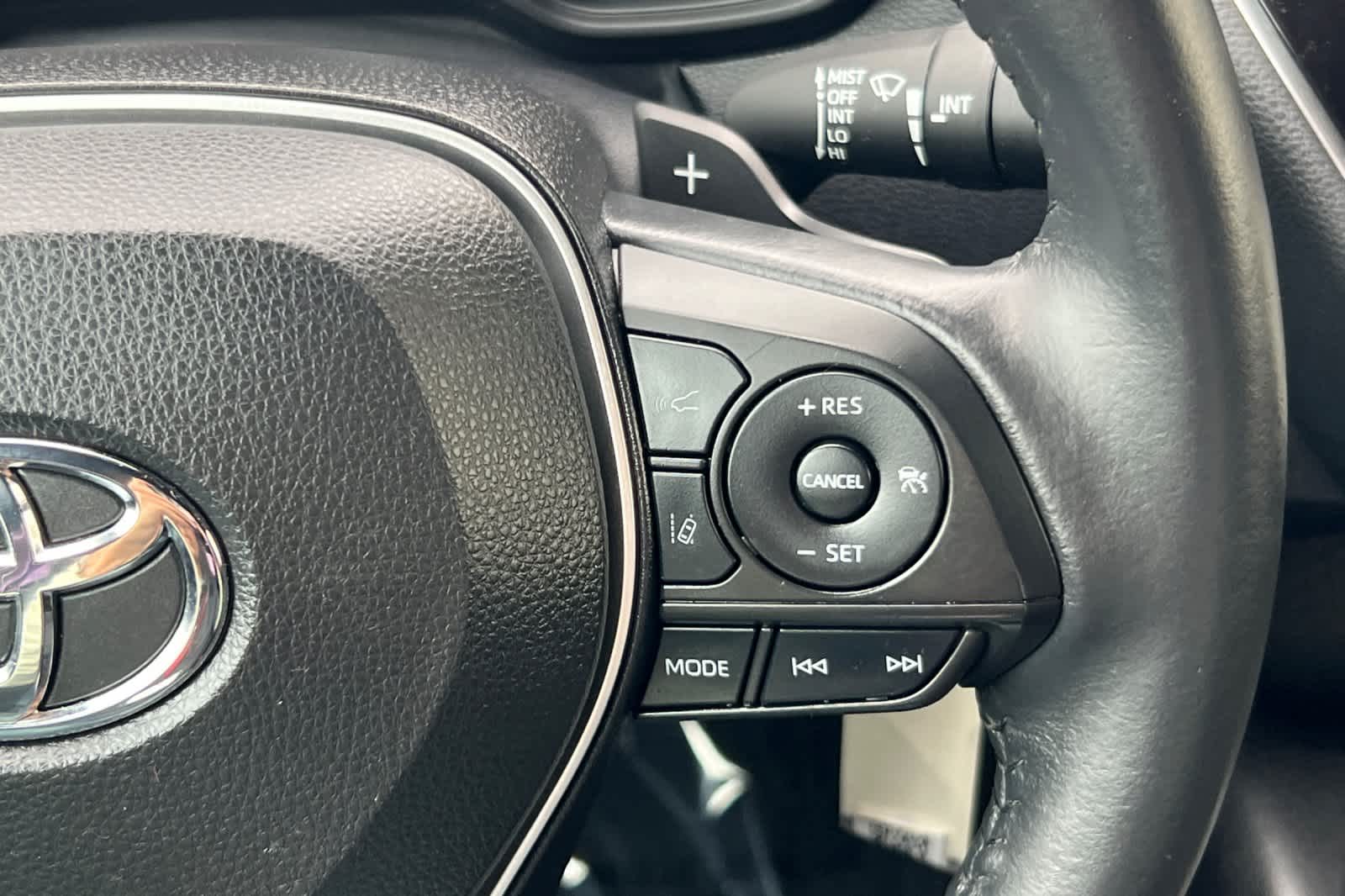 Thumbnail: 2022 Toyota Corolla - 24