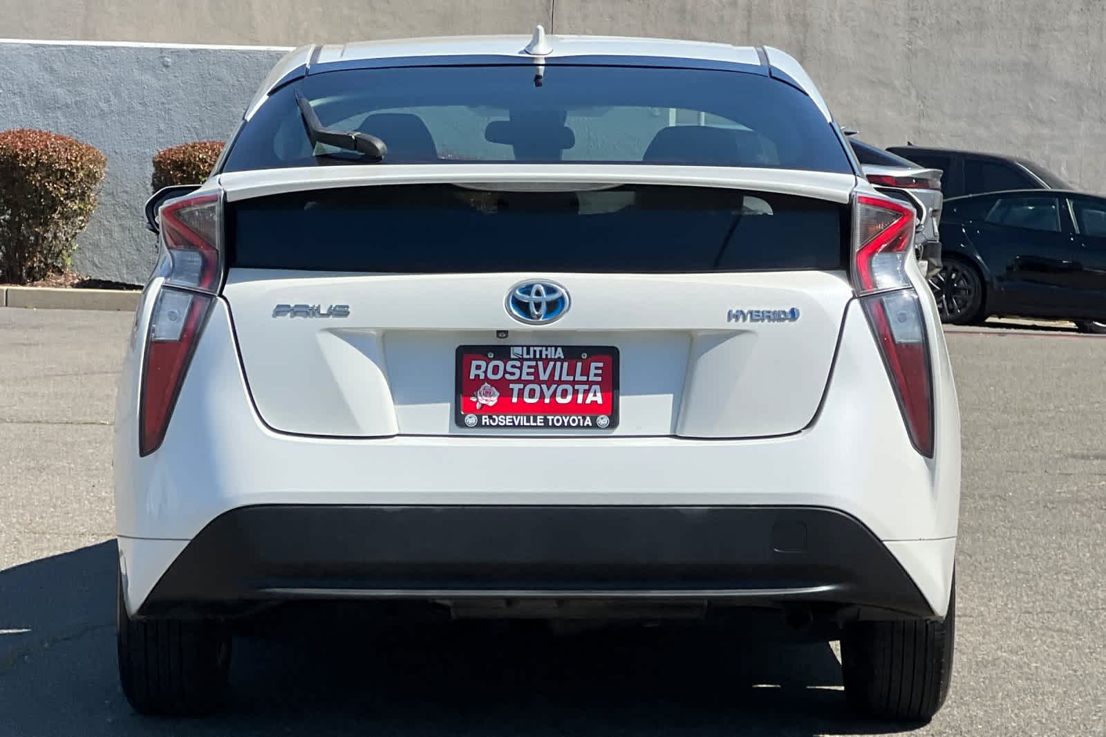 Thumbnail: 2017 Toyota Prius - 8
