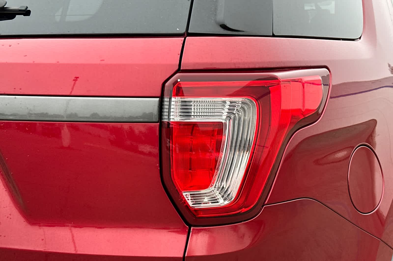 Thumbnail: 2017 Ford Explorer - 16