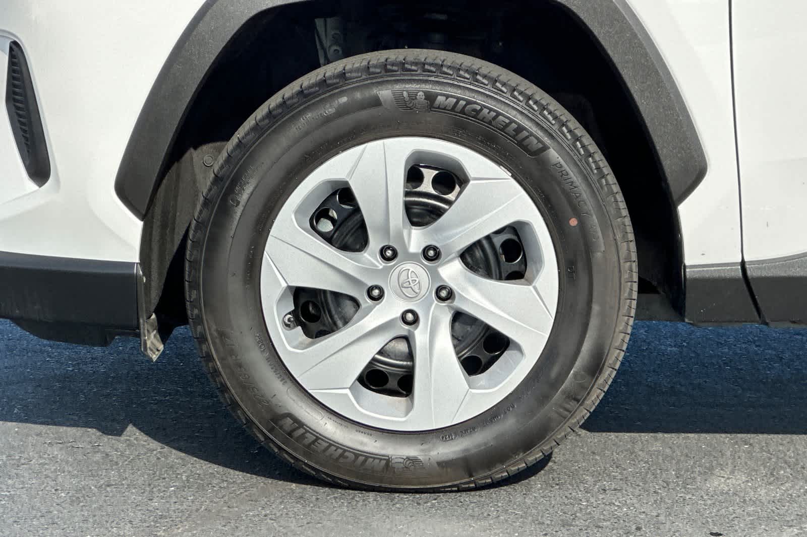 Thumbnail: 2024 Toyota RAV4 - 30