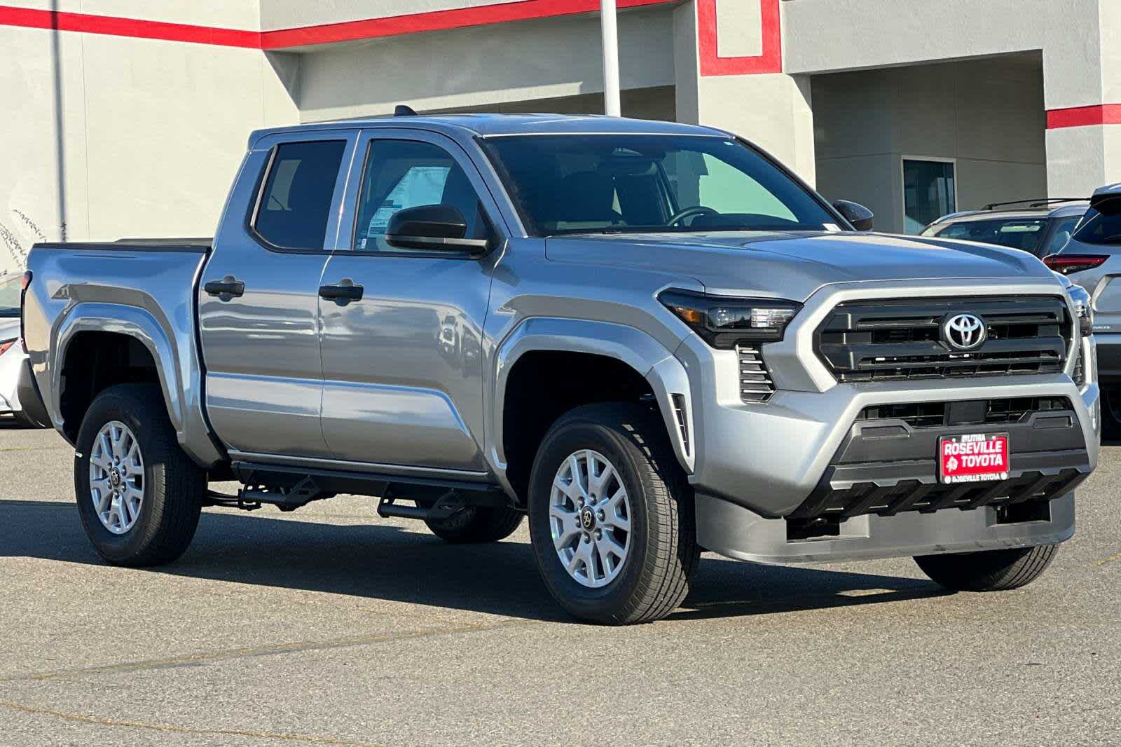 2025 Toyota Tacoma SR 8