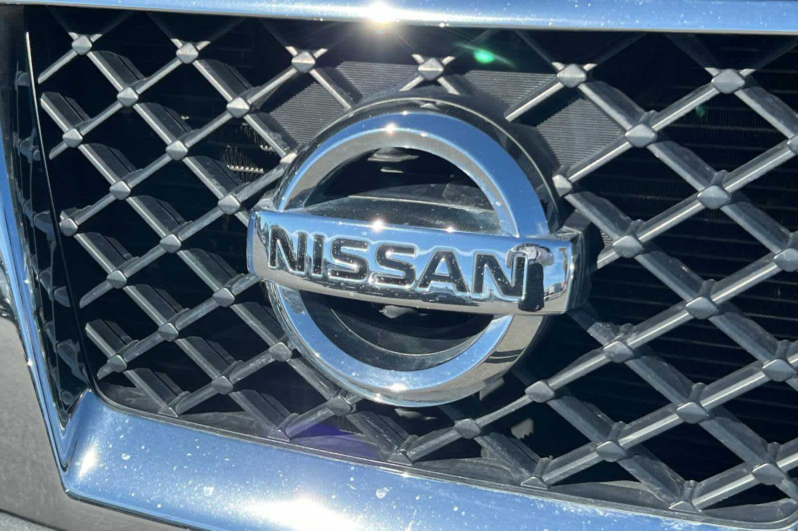 2019 Nissan Frontier SV 10