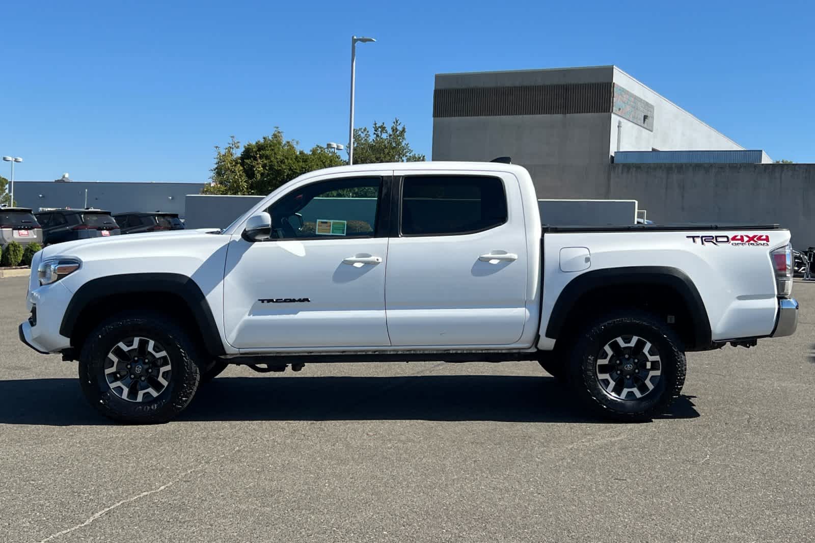 Thumbnail: 2021 Toyota Tacoma - 9