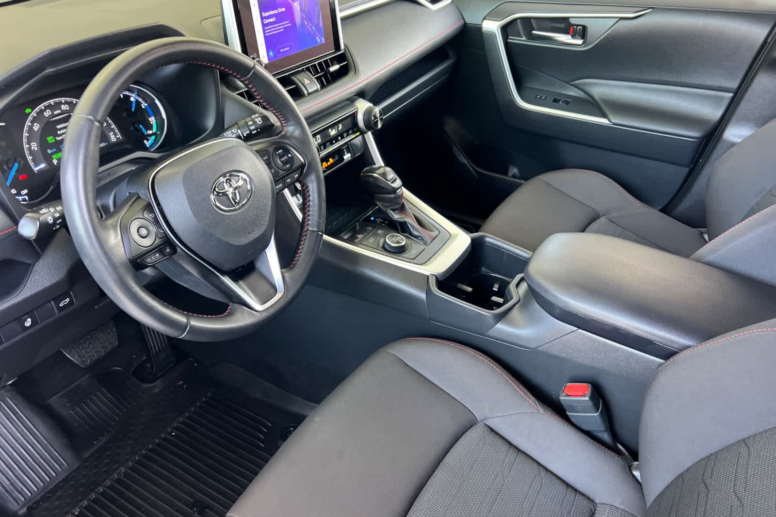 Thumbnail: 2023 Toyota RAV4 - 11