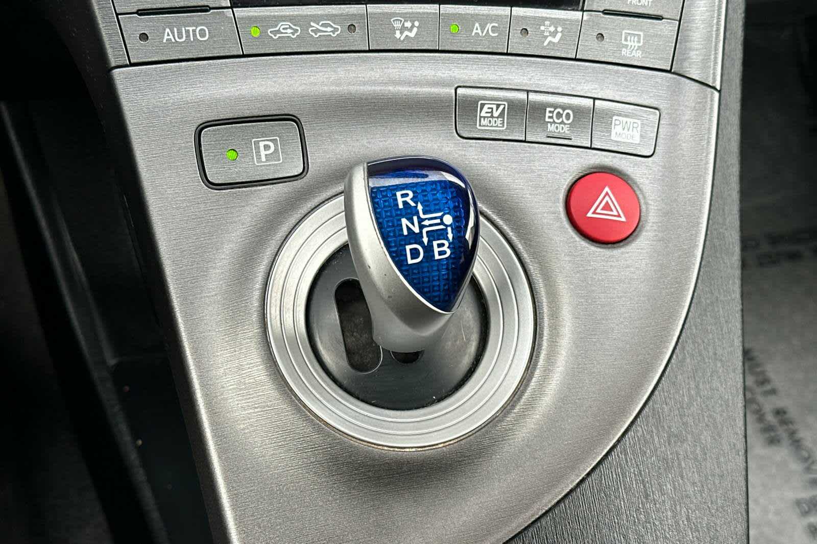 2012 Toyota Prius Three 21