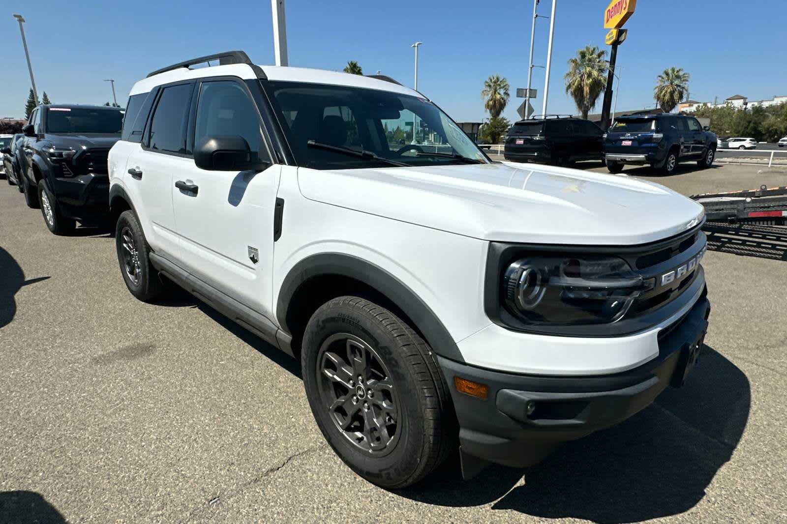 Thumbnail: 2021 Ford Bronco Sport - 3
