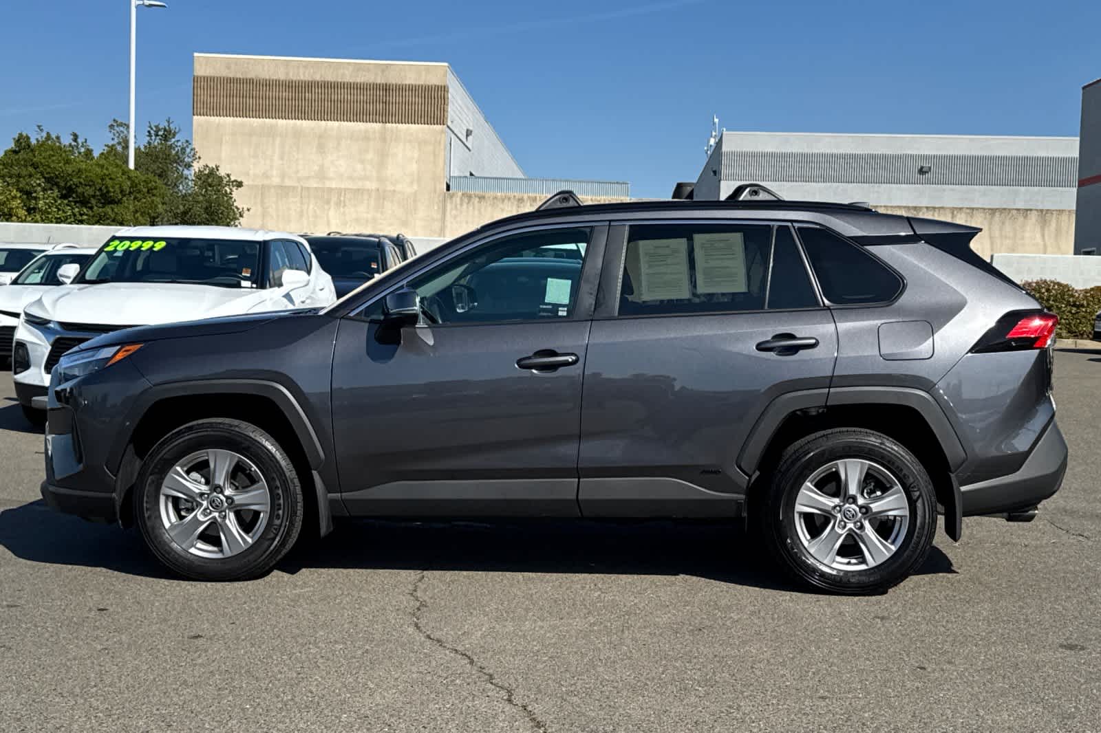 Thumbnail: 2024 Toyota RAV4 - 9