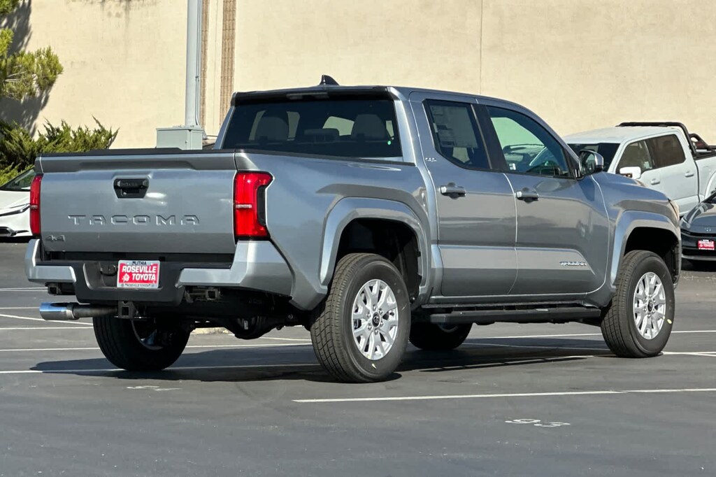 New 2025 Toyota Tacoma SR5 Truck Double Cab