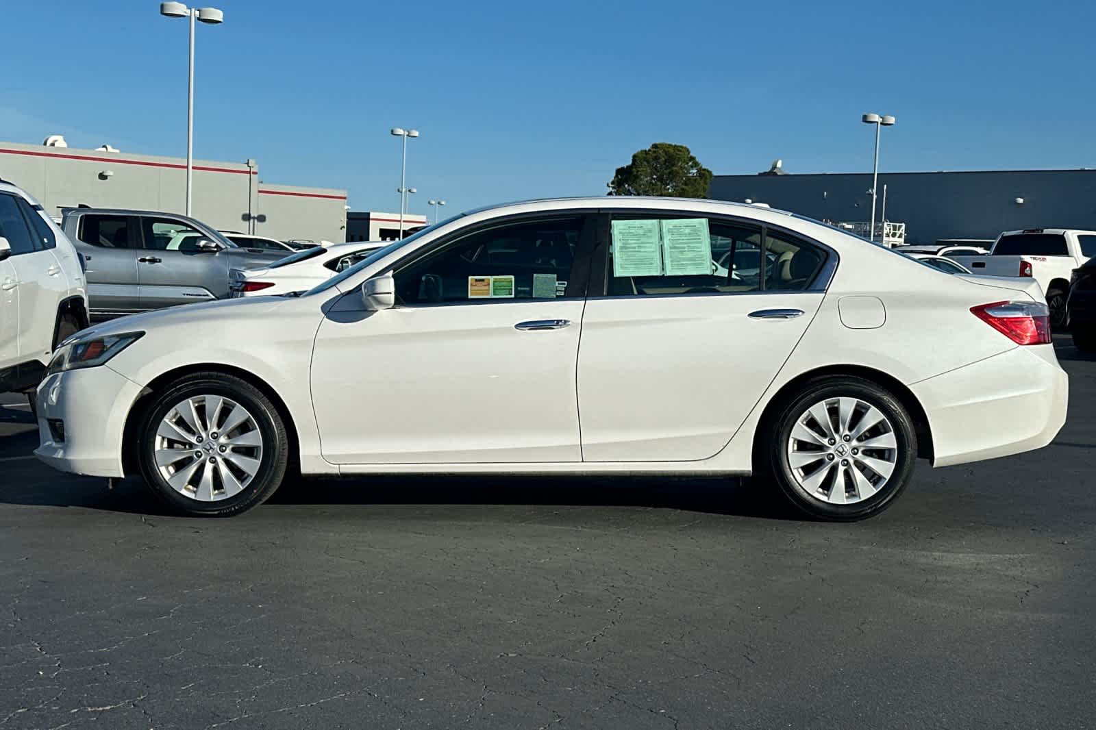 Thumbnail: 2015 Honda Accord - 9