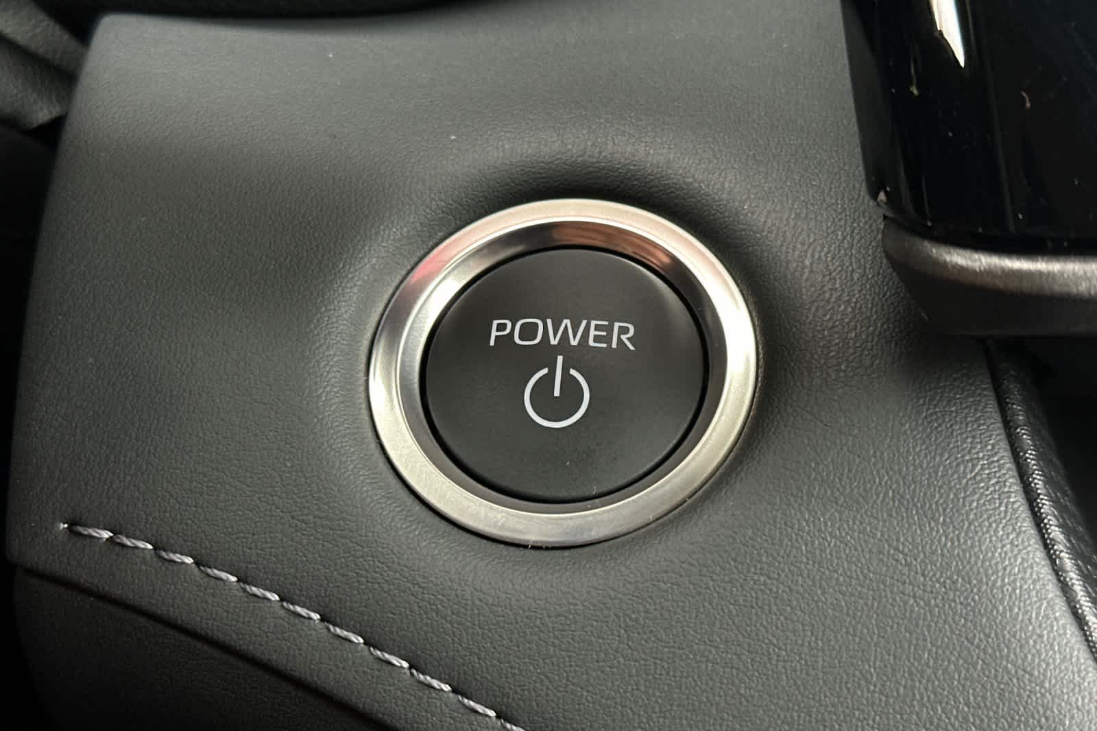 Thumbnail: 2026 Toyota Highlander - 25