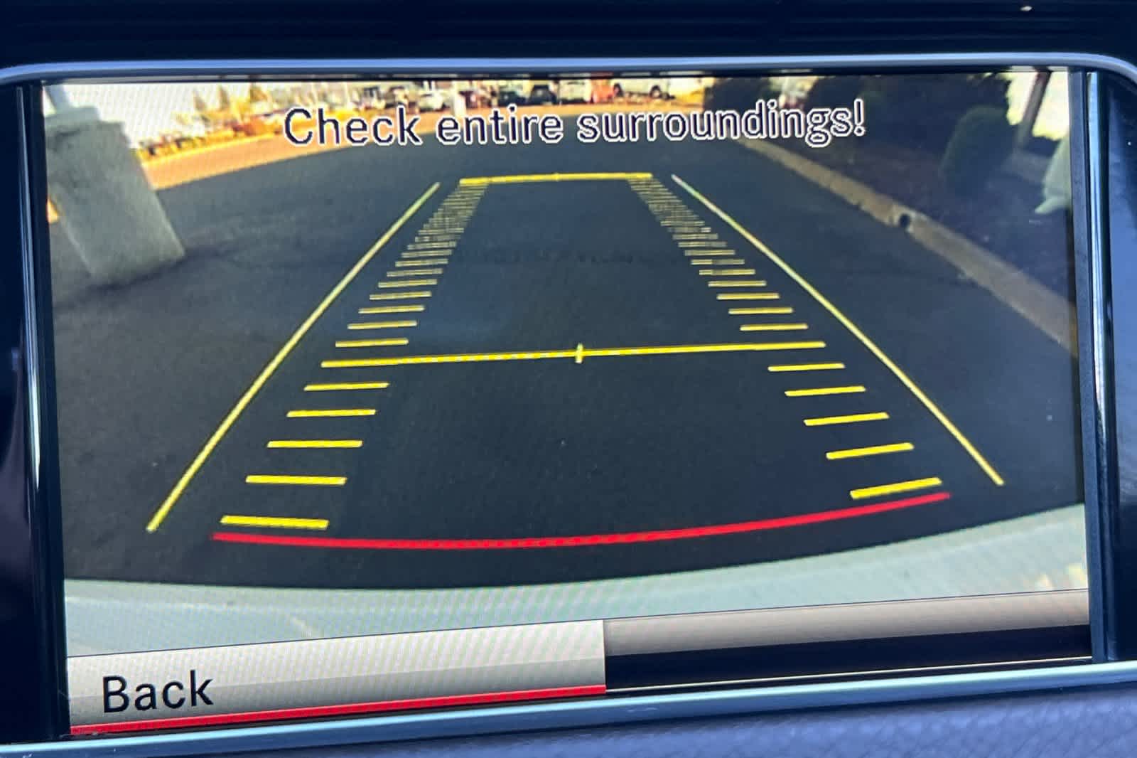 Thumbnail: 2014 Mercedes-Benz E-Class - 22