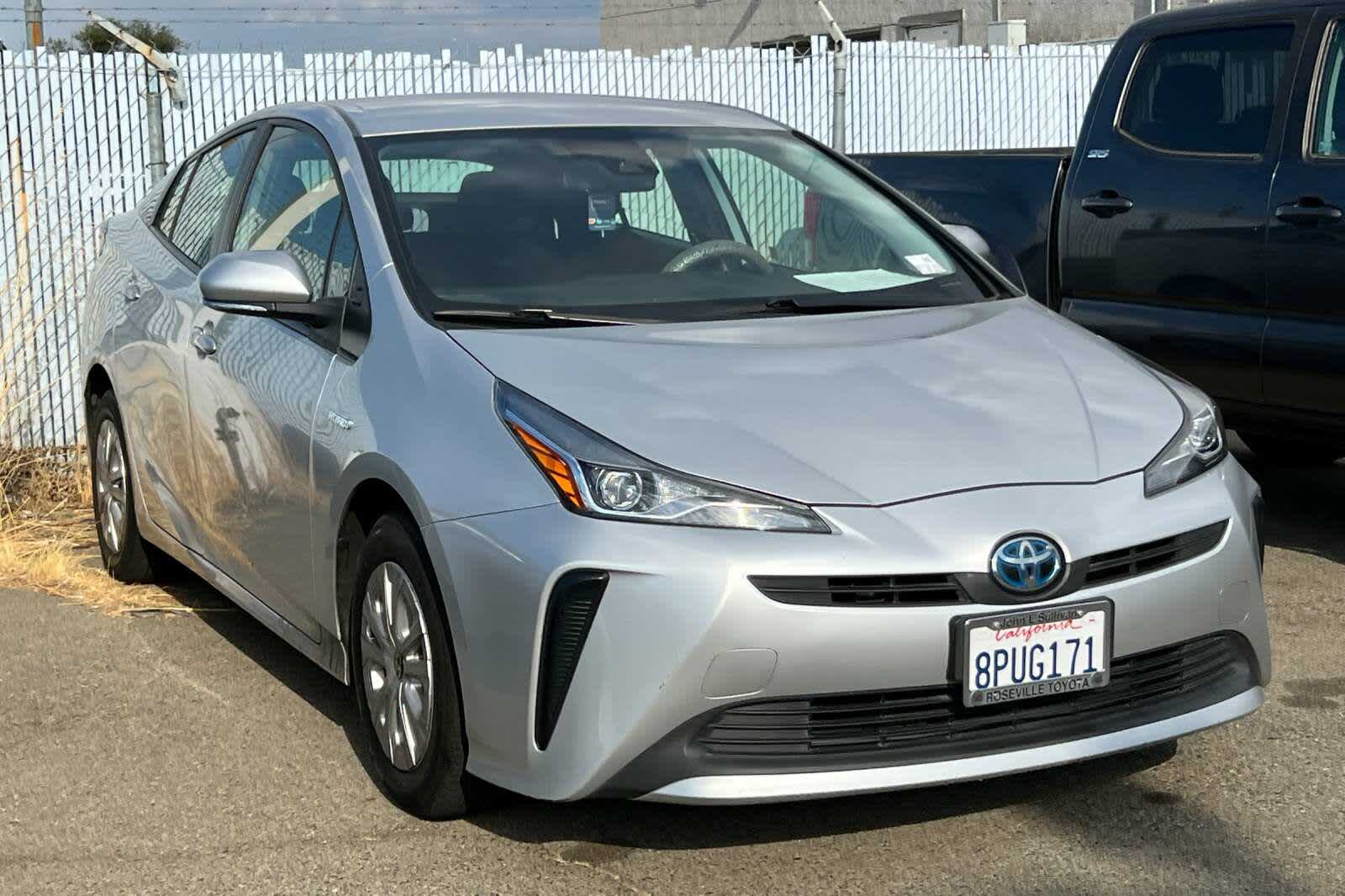 Thumbnail: 2020 Toyota Prius - 3