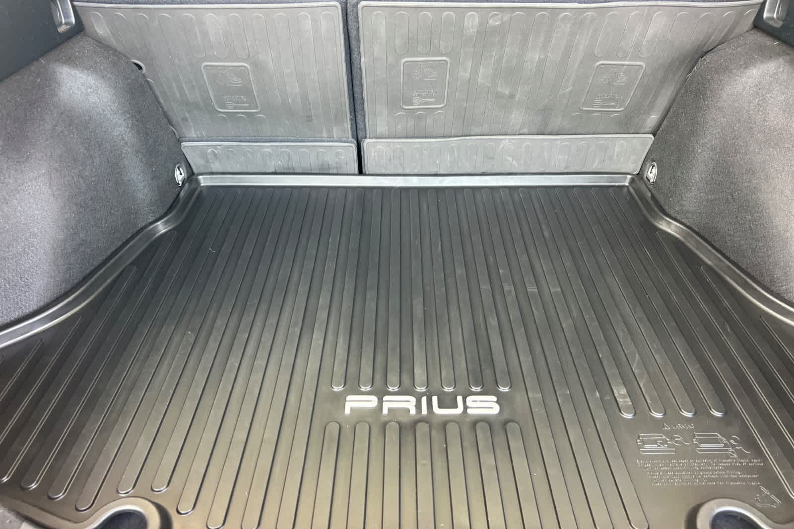 Thumbnail: 2021 Toyota Prius - 15
