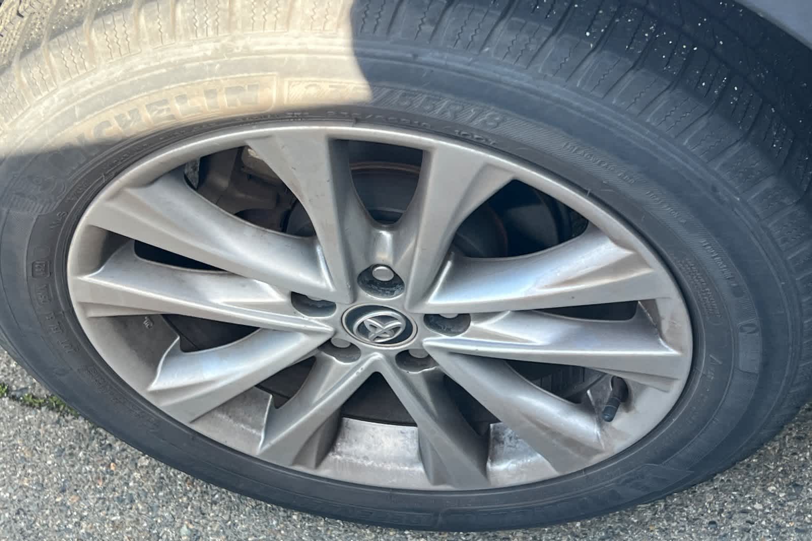 Thumbnail: 2017 Toyota RAV4 - 14