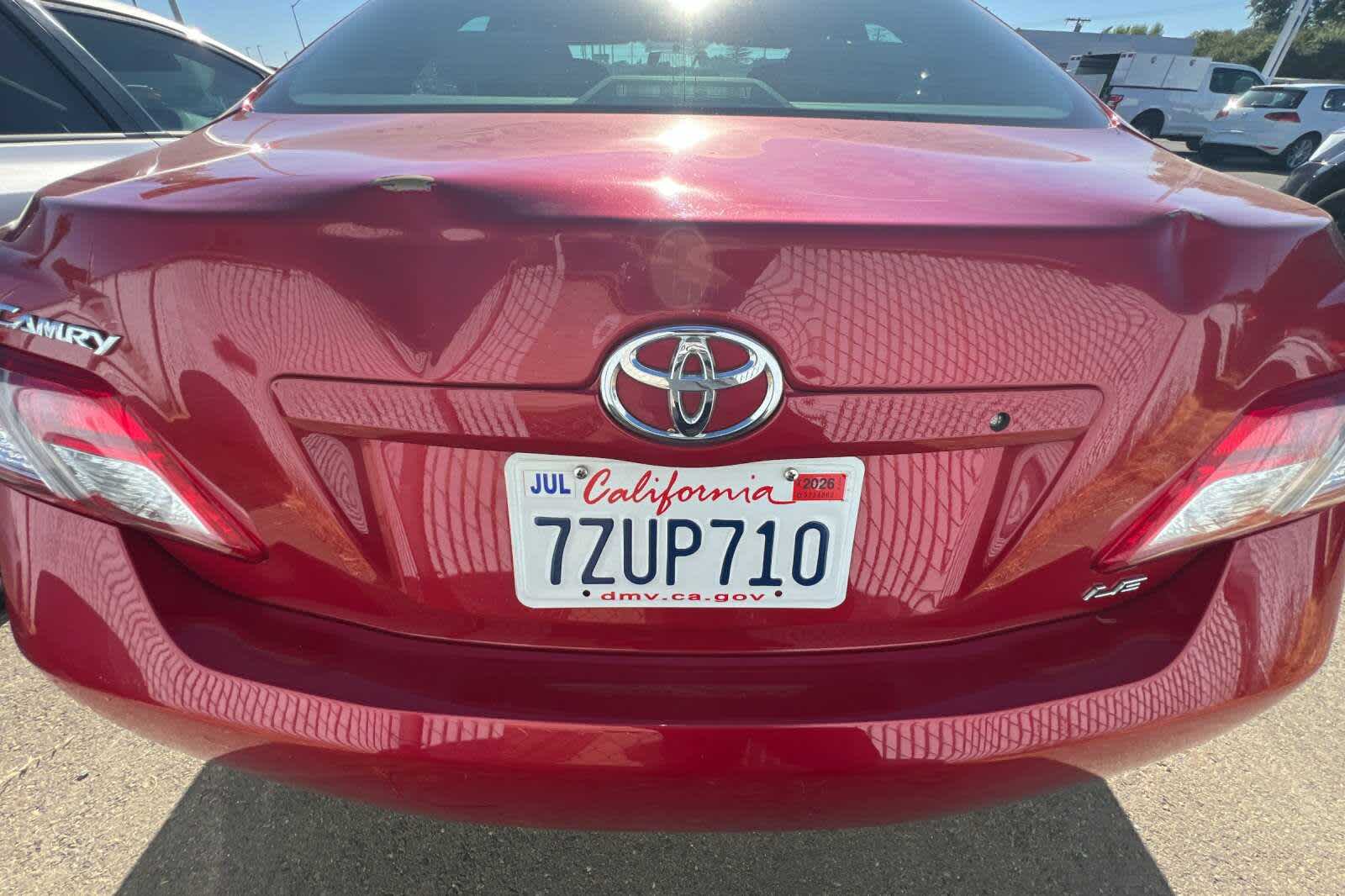 Thumbnail: 2011 Toyota Camry - 16