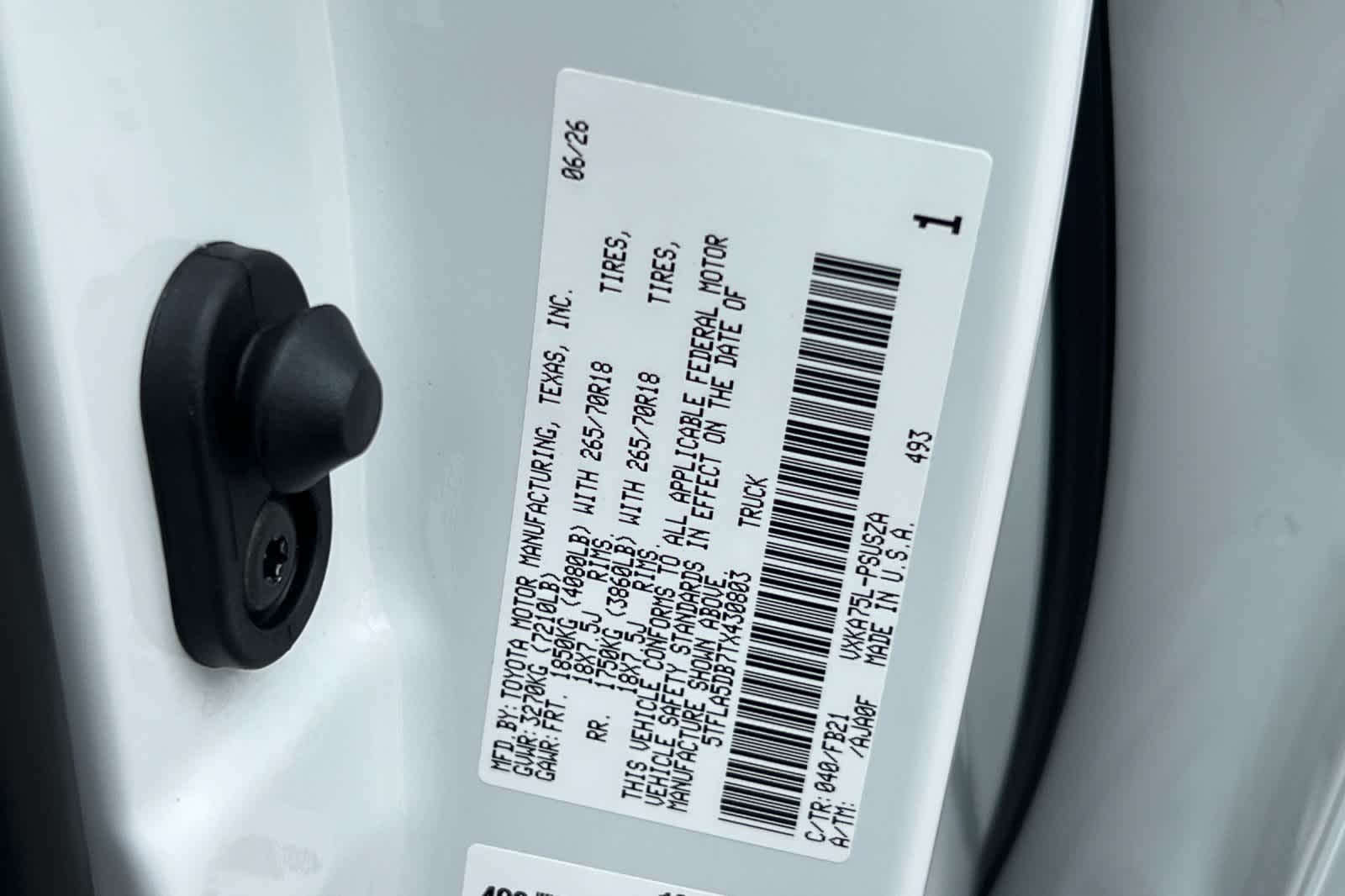 Thumbnail: 2026 Toyota Tundra - 32