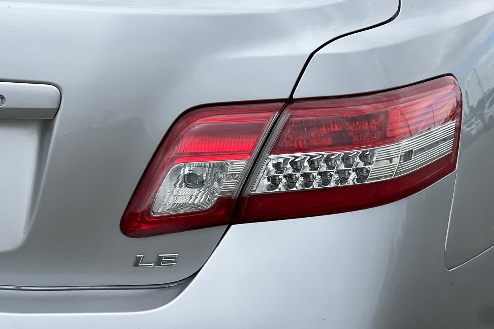 Thumbnail: 2011 Toyota Camry - 29