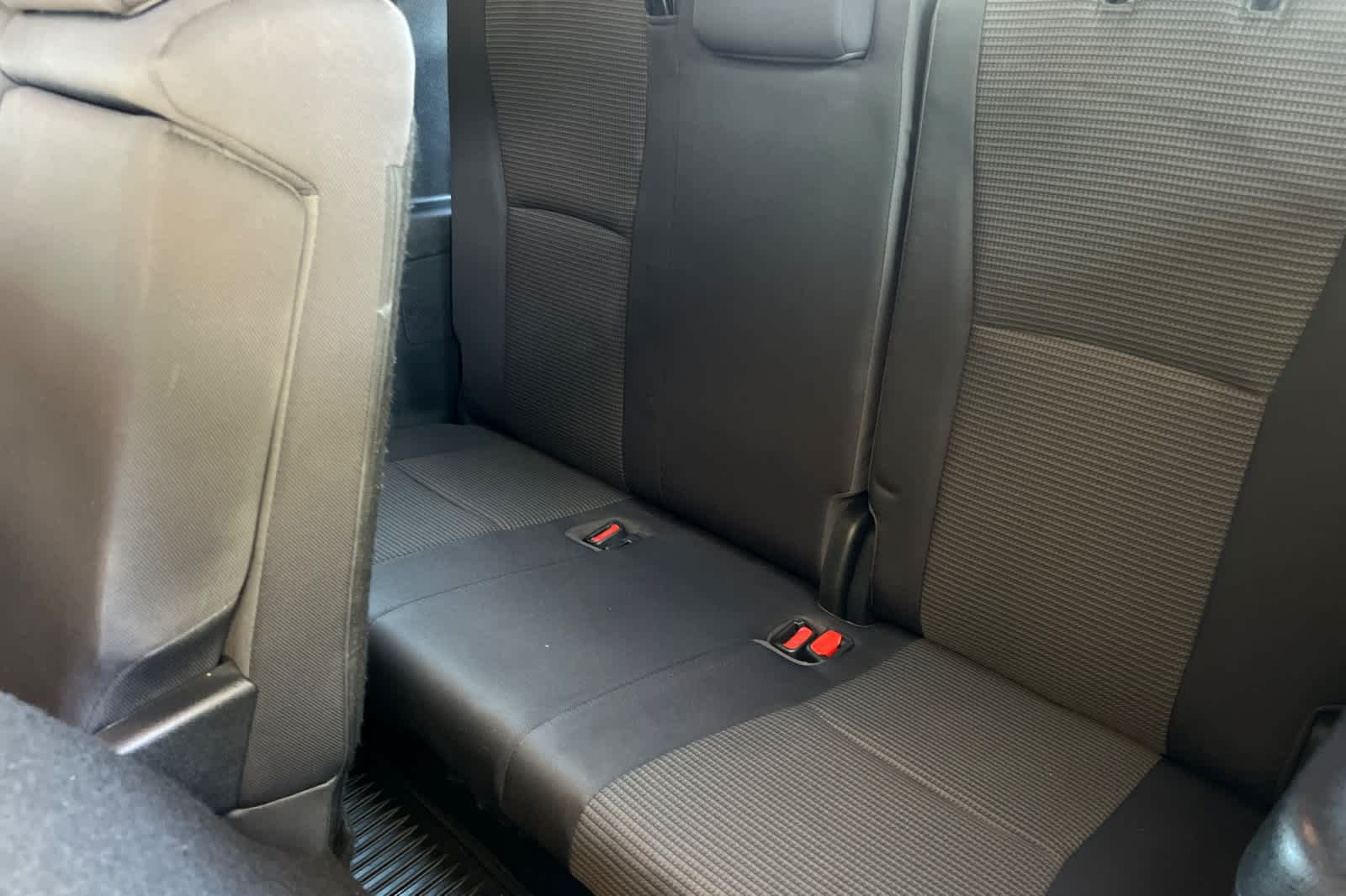 Thumbnail: 2023 Toyota Highlander - 16