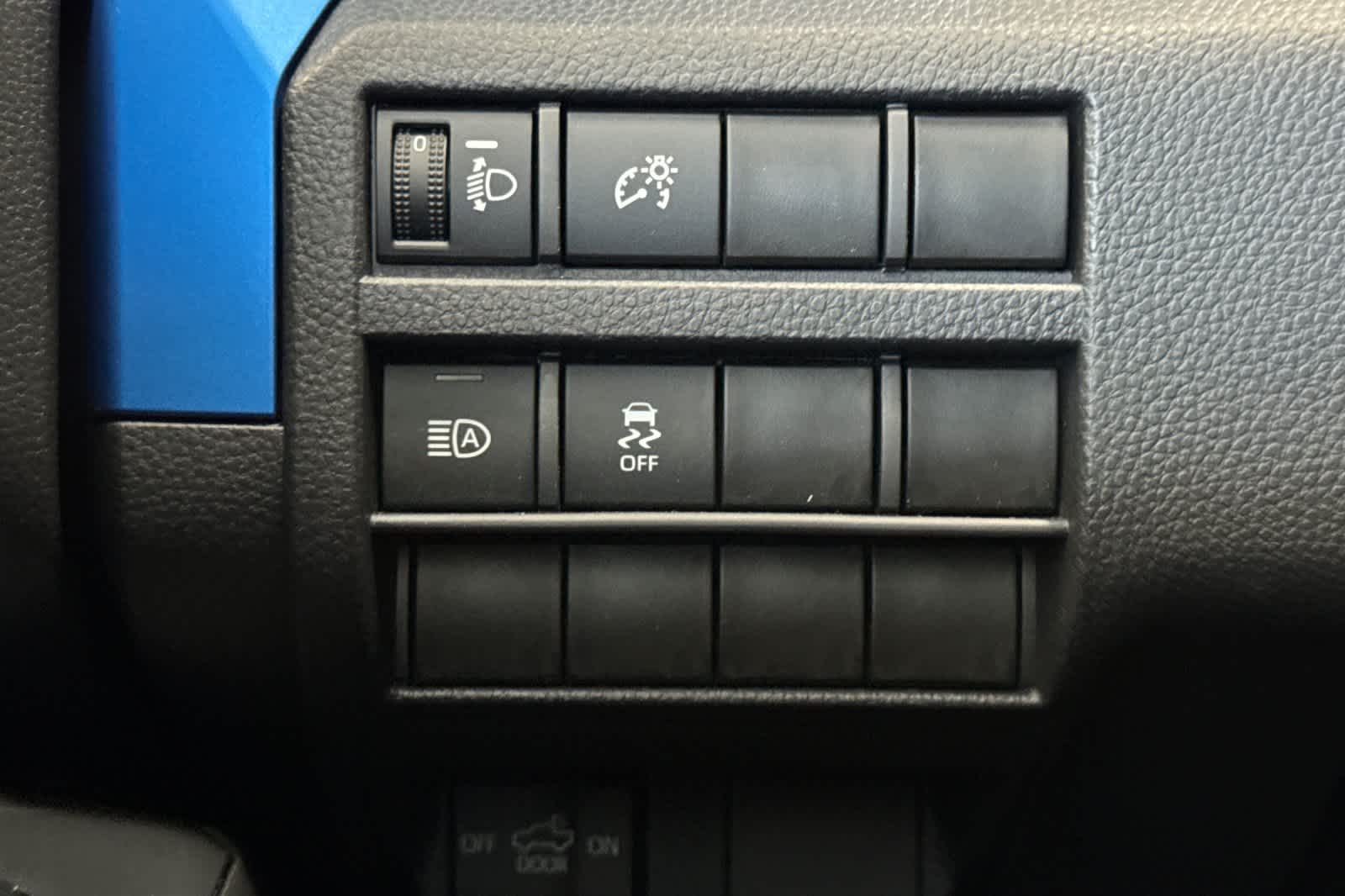2025 Toyota Tacoma TRD Sport 28