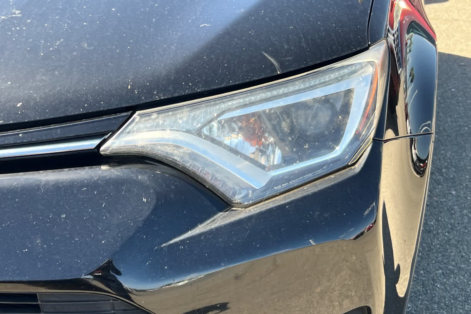 Thumbnail: 2017 Toyota RAV4 - 11