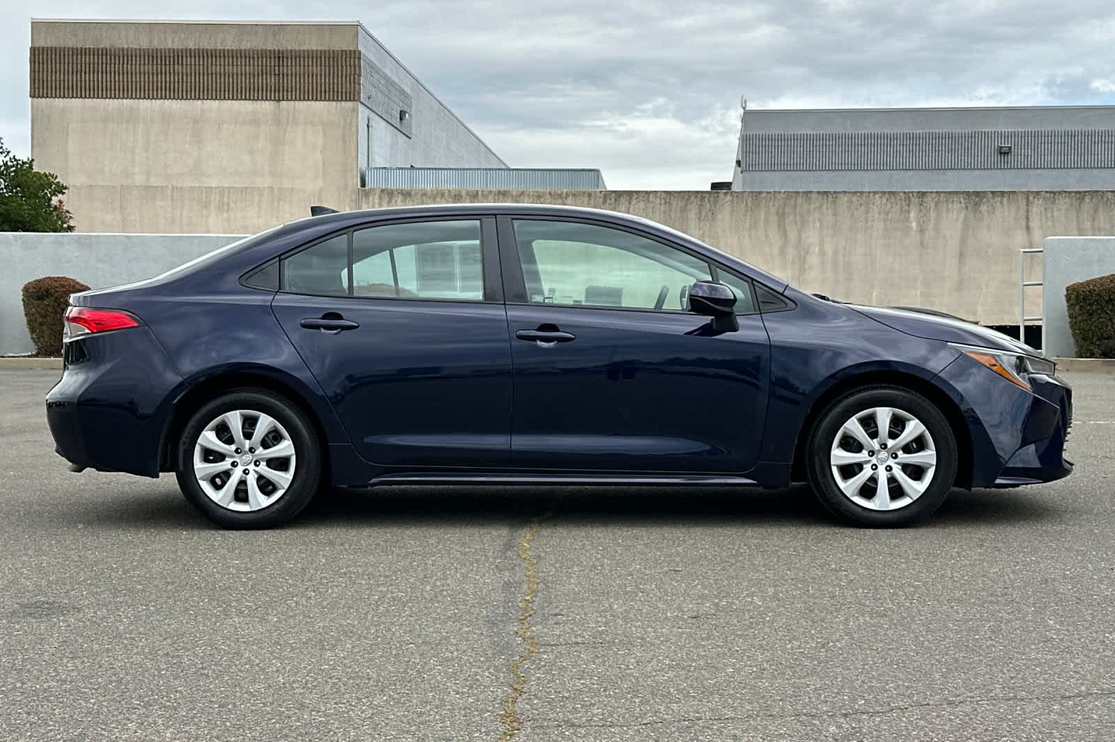 Thumbnail: 2023 Toyota Corolla - 6