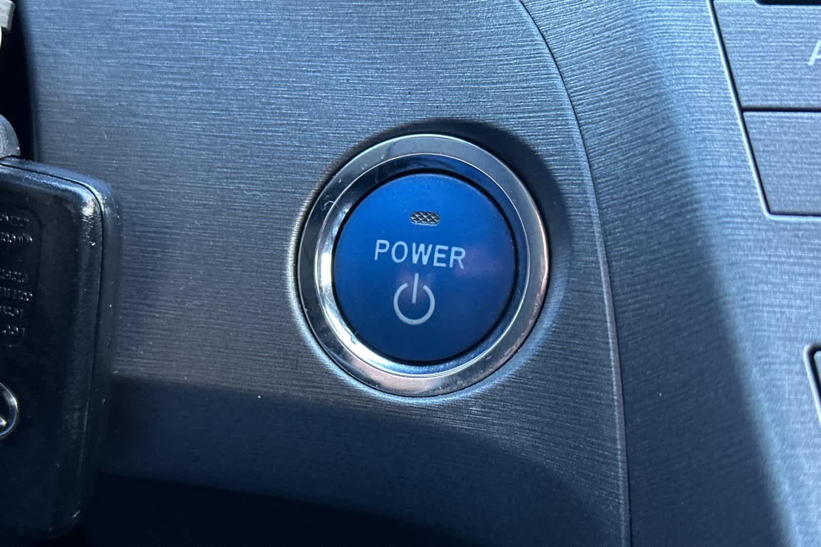 Thumbnail: 2014 Toyota Prius - 23