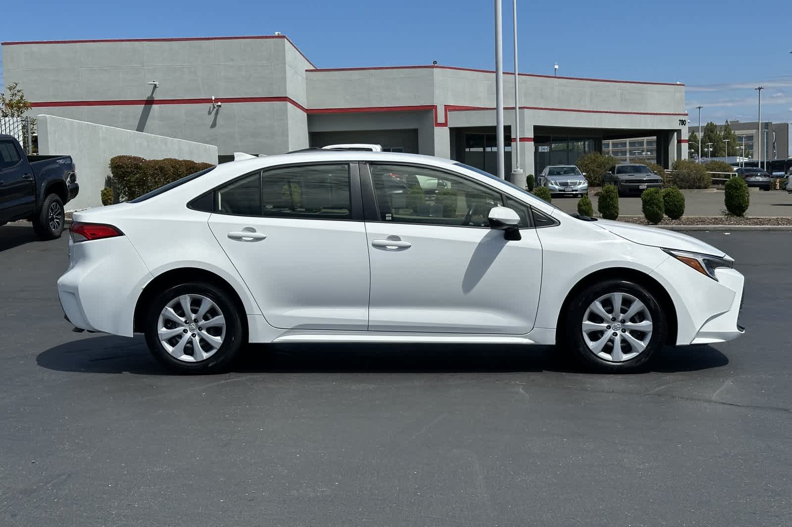 Thumbnail: 2023 Toyota Corolla - 6