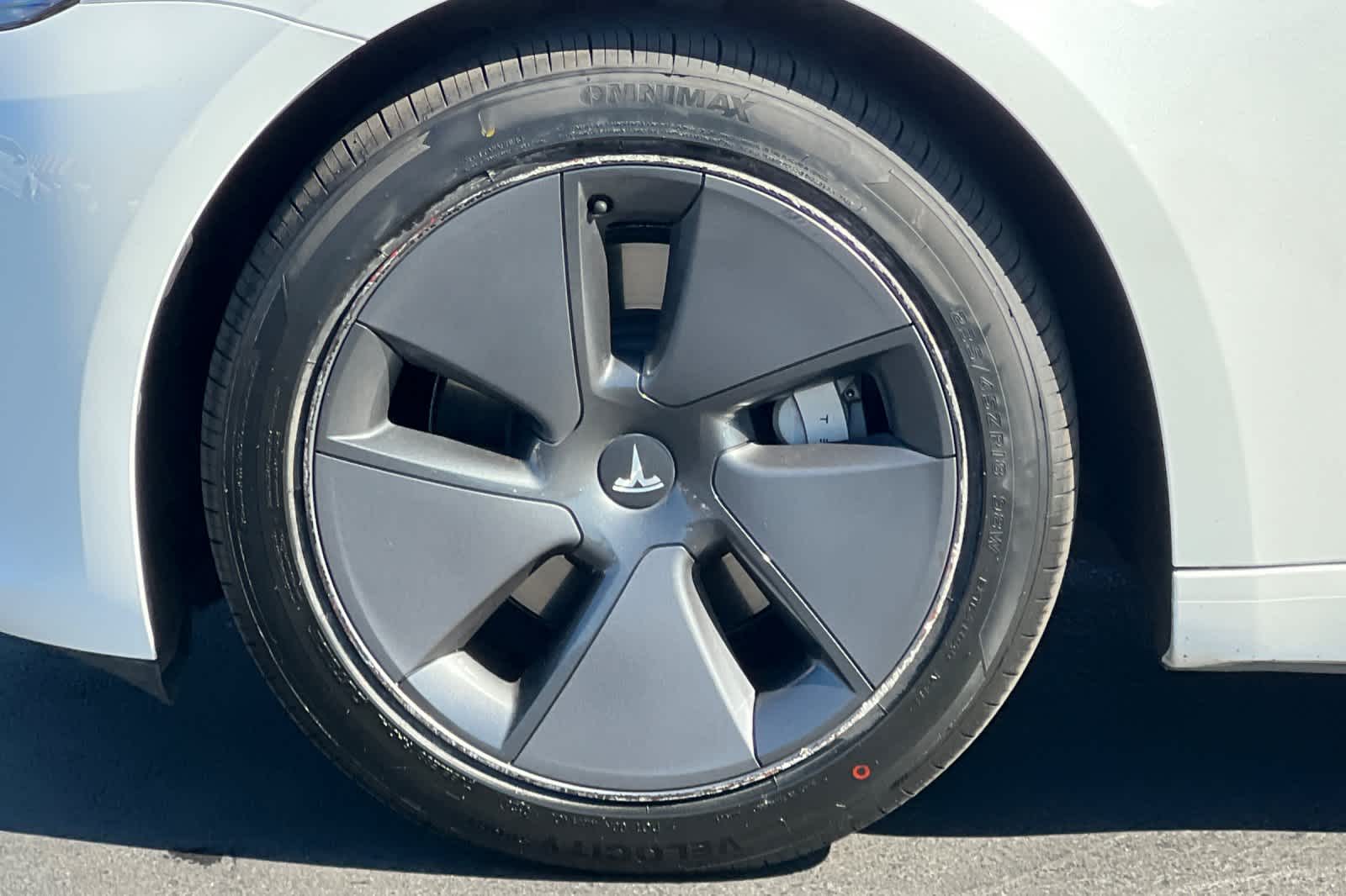 Thumbnail: 2023 Tesla Model 3 - 28