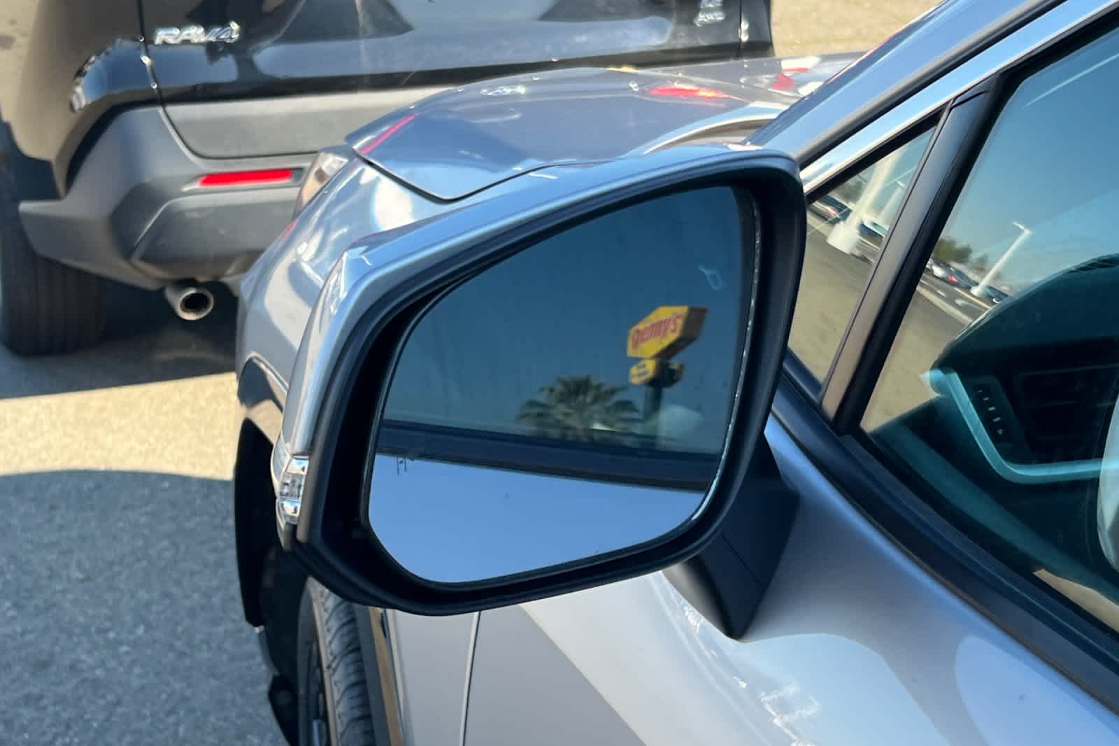 Thumbnail: 2023 Toyota RAV4 - 19