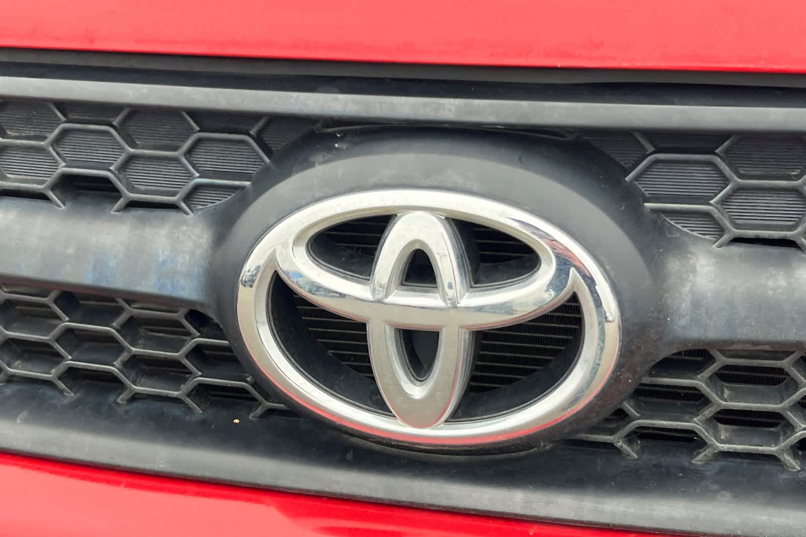 Thumbnail: 2012 Toyota RAV4 - 10