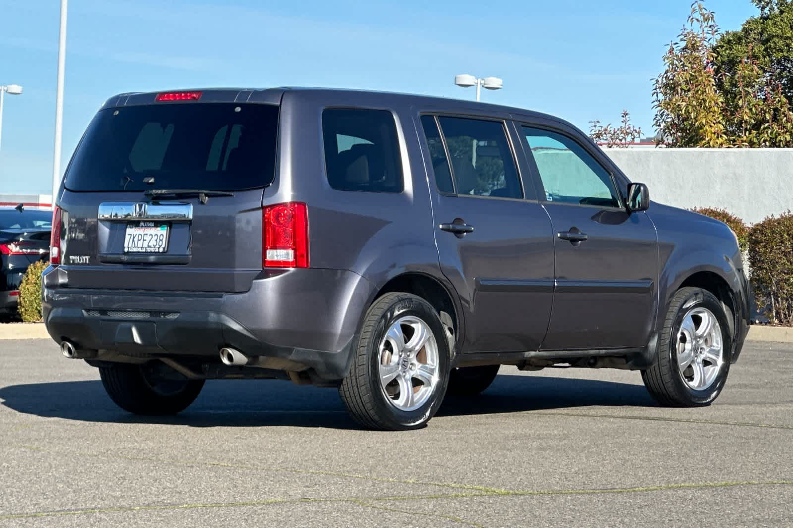 Thumbnail: 2015 Honda Pilot - 2