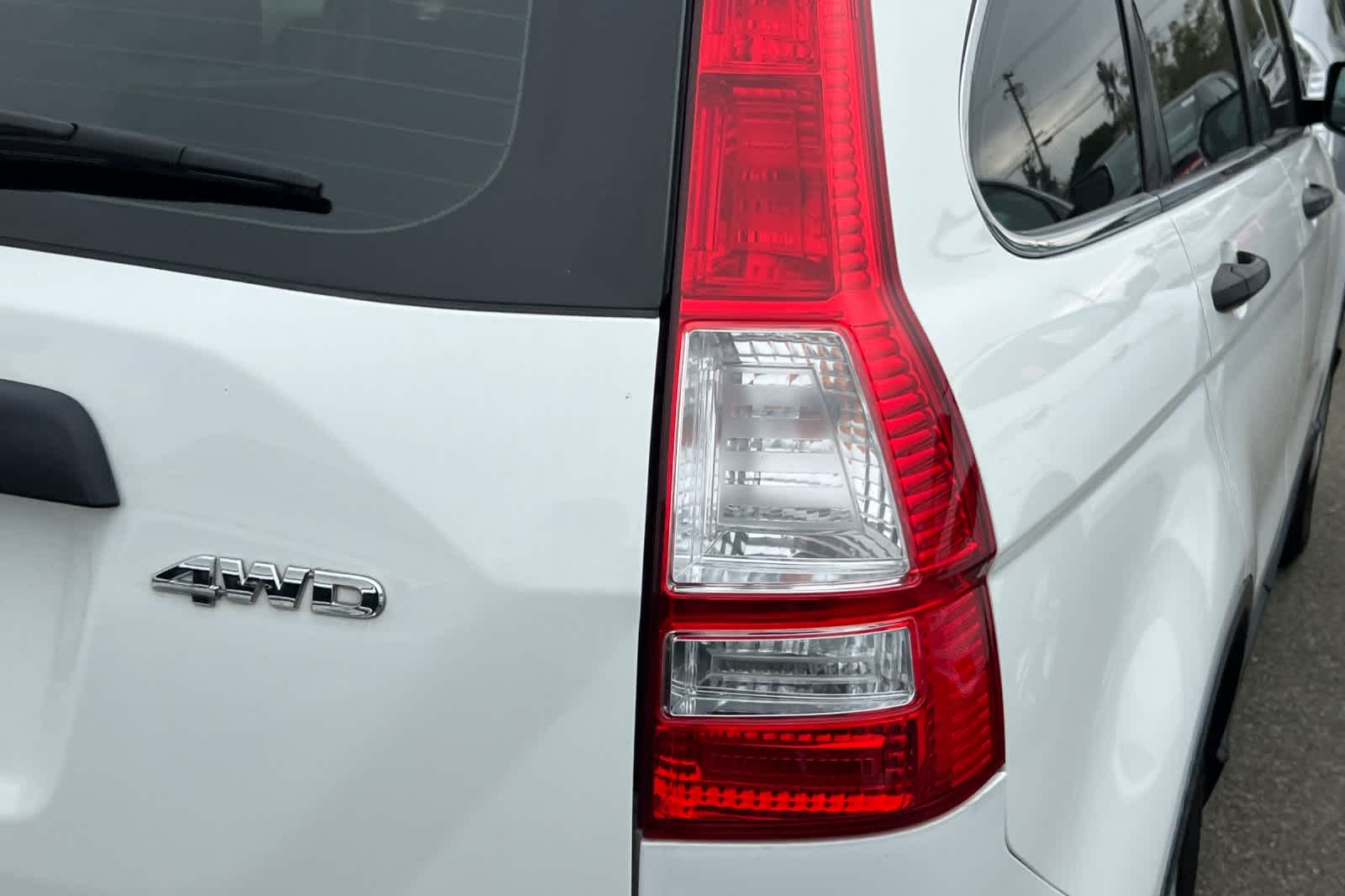 Thumbnail: 2011 Honda CR-V - 17