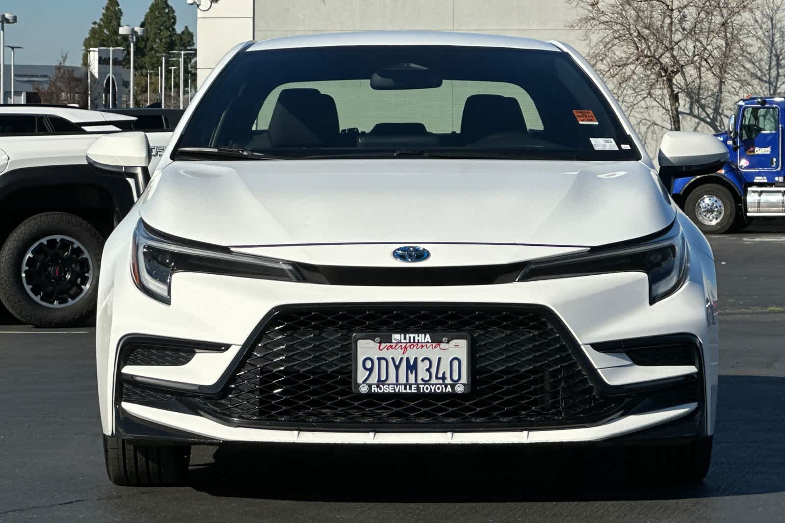 Thumbnail: 2023 Toyota Corolla - 10