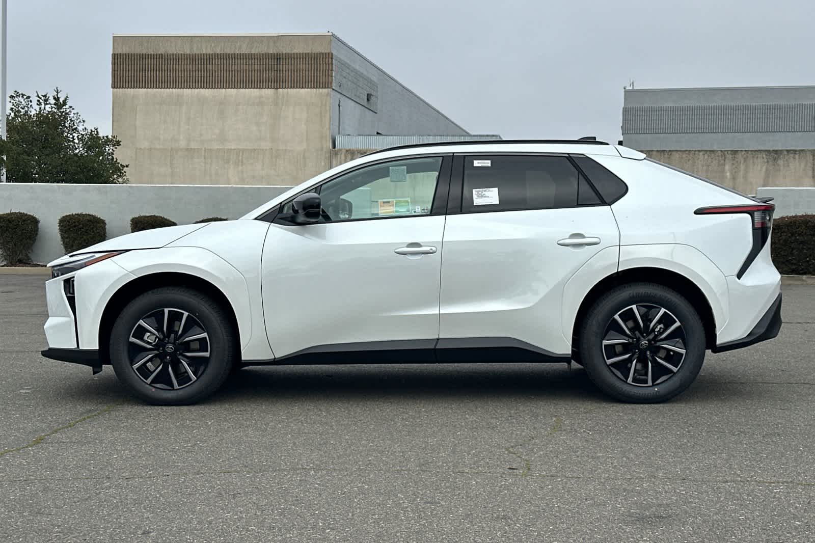 Thumbnail: 2026 Toyota bZ - 5