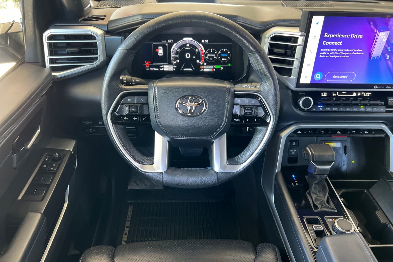 Thumbnail: 2023 Toyota Sequoia - 15