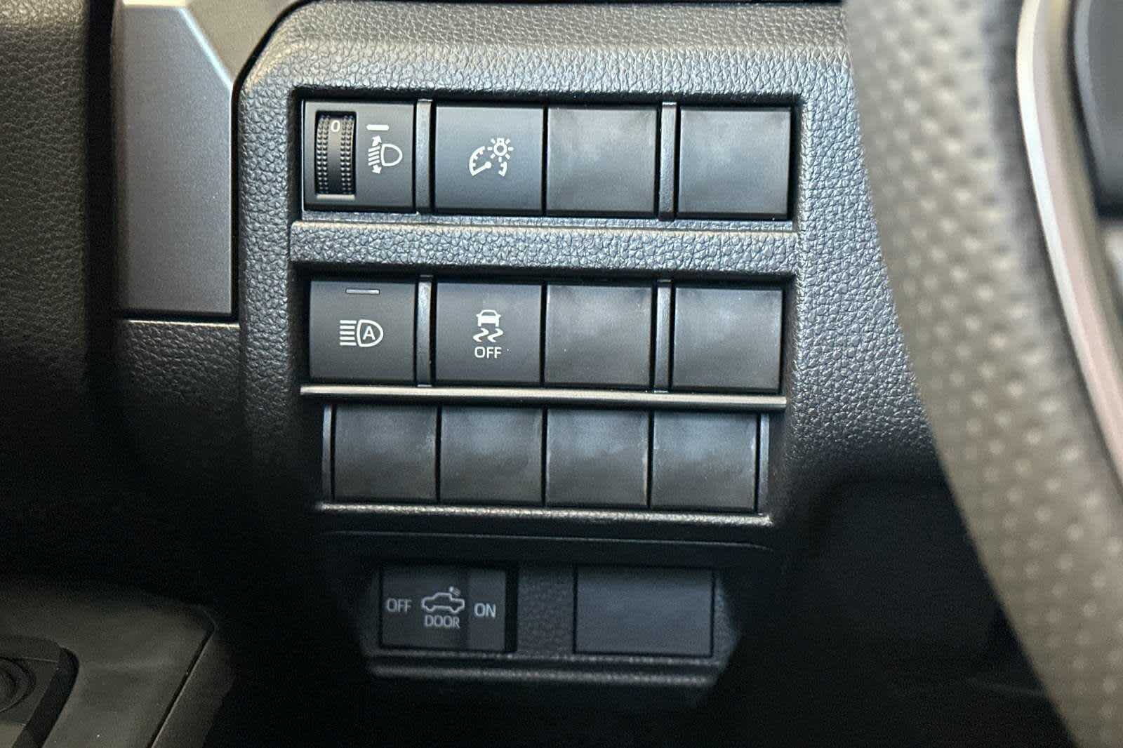 2025 Toyota Tacoma TRD Sport 28
