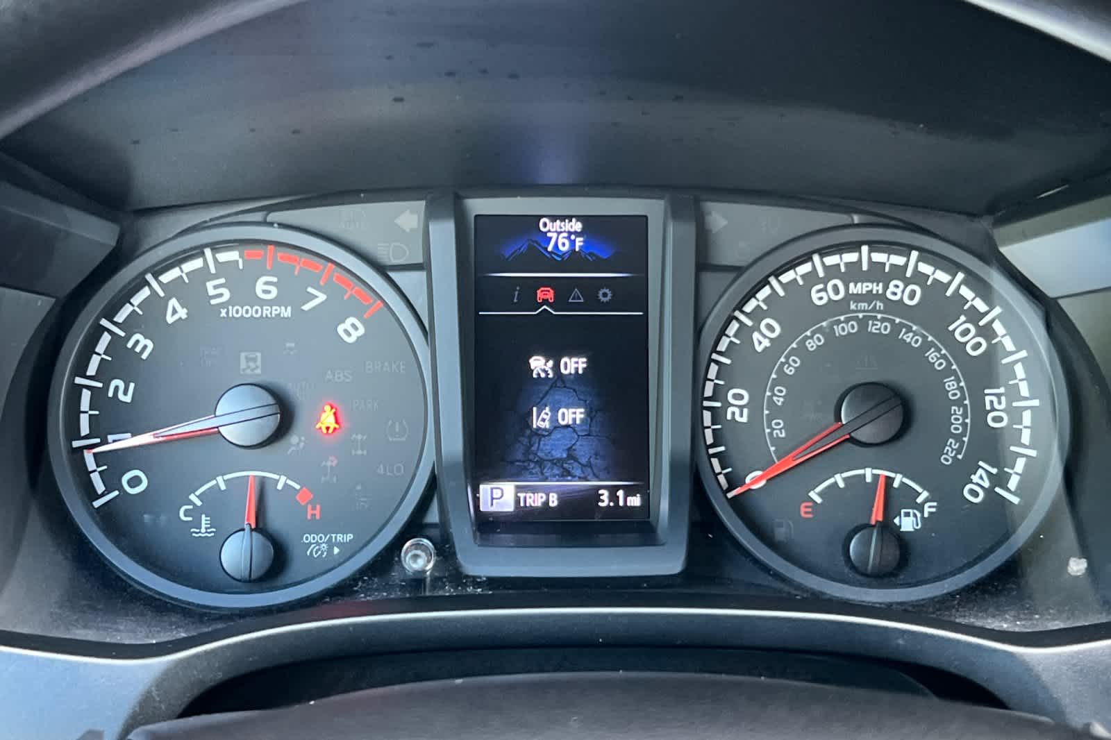 Thumbnail: 2022 Toyota Tacoma - 25