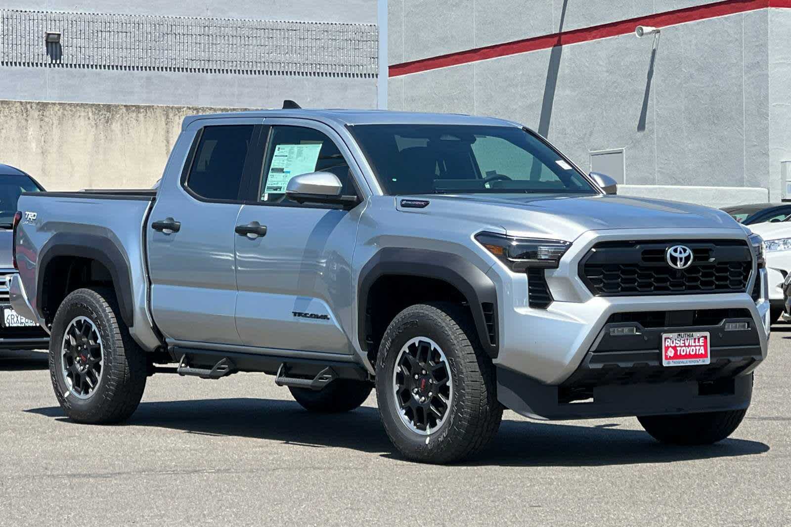 Thumbnail: 2025 Toyota Tacoma - 9