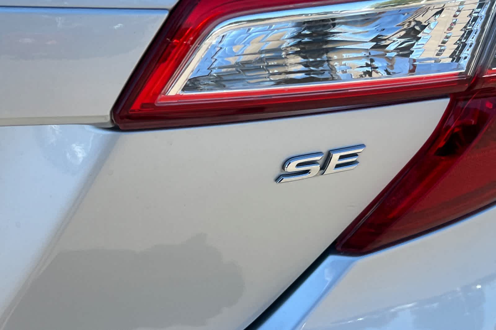 Thumbnail: 2012 Toyota Camry - 20