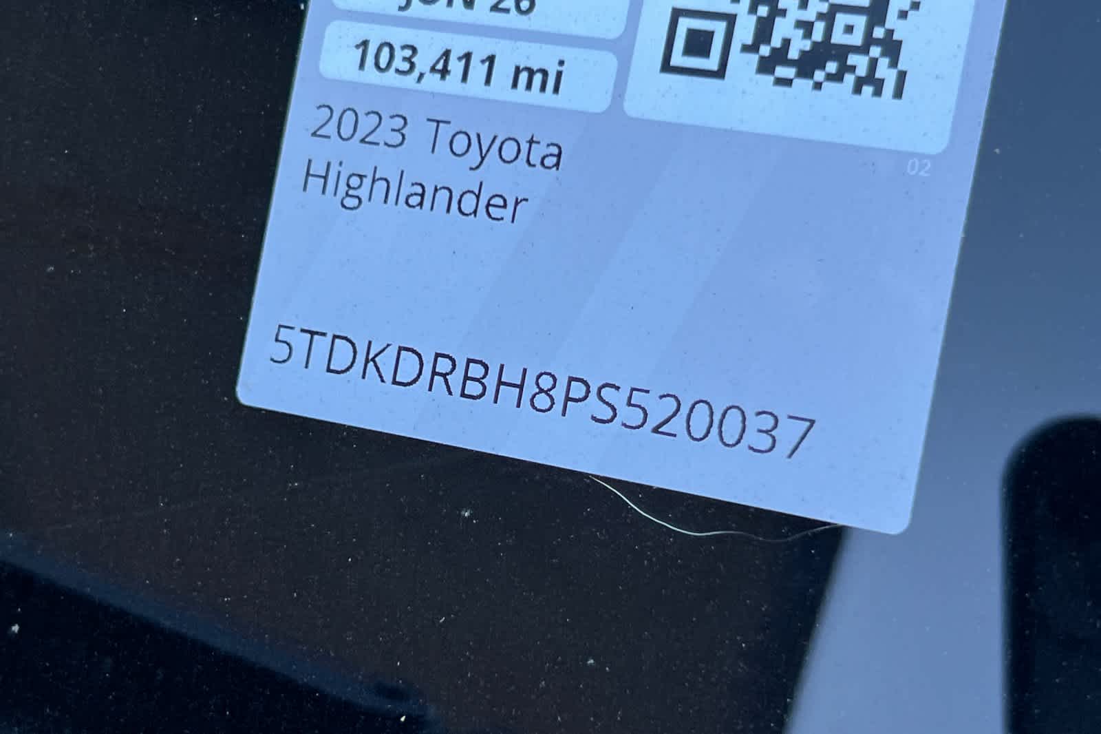 Thumbnail: 2023 Toyota Highlander - 21