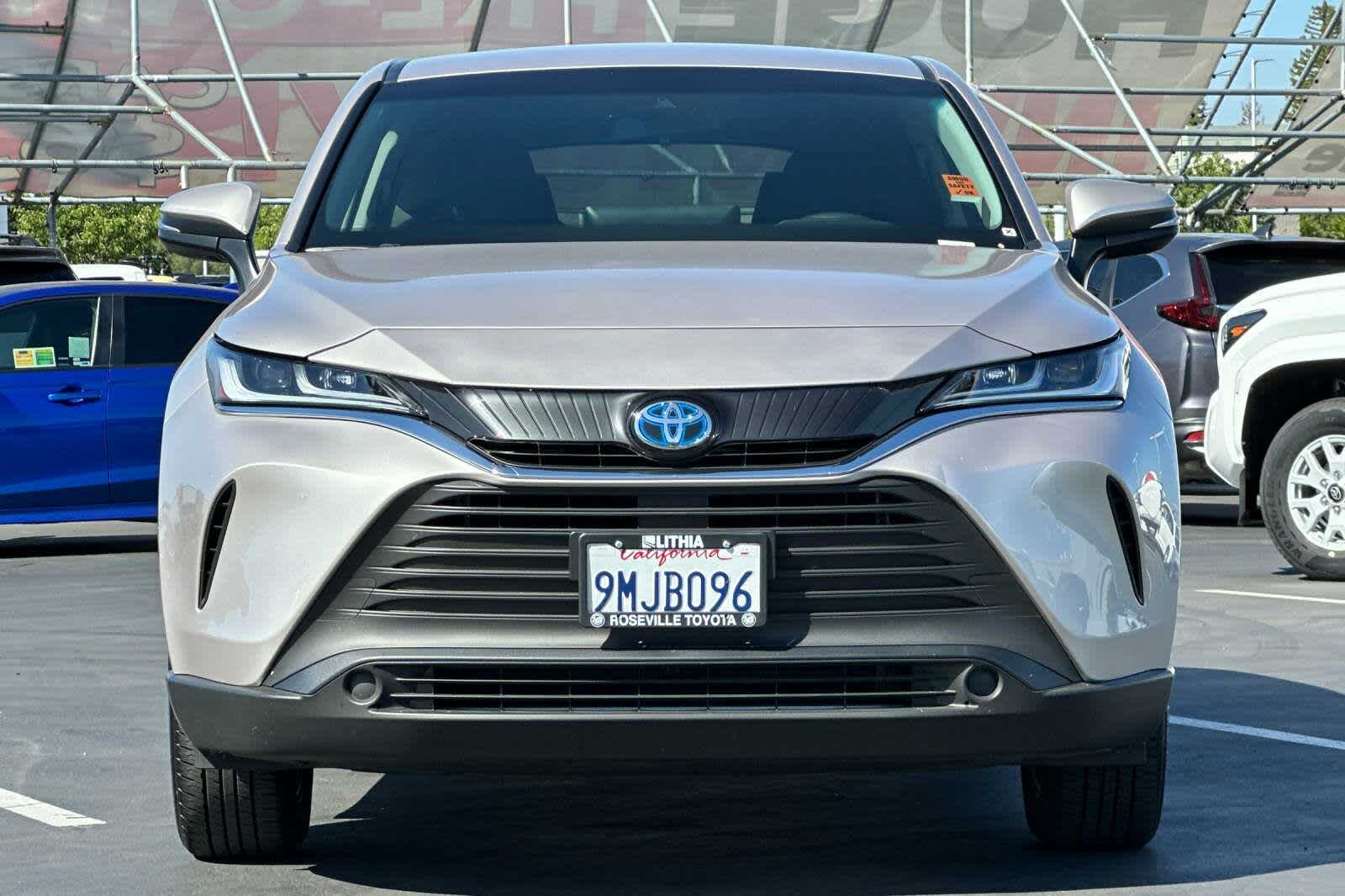 2024 Toyota Venza LE 10