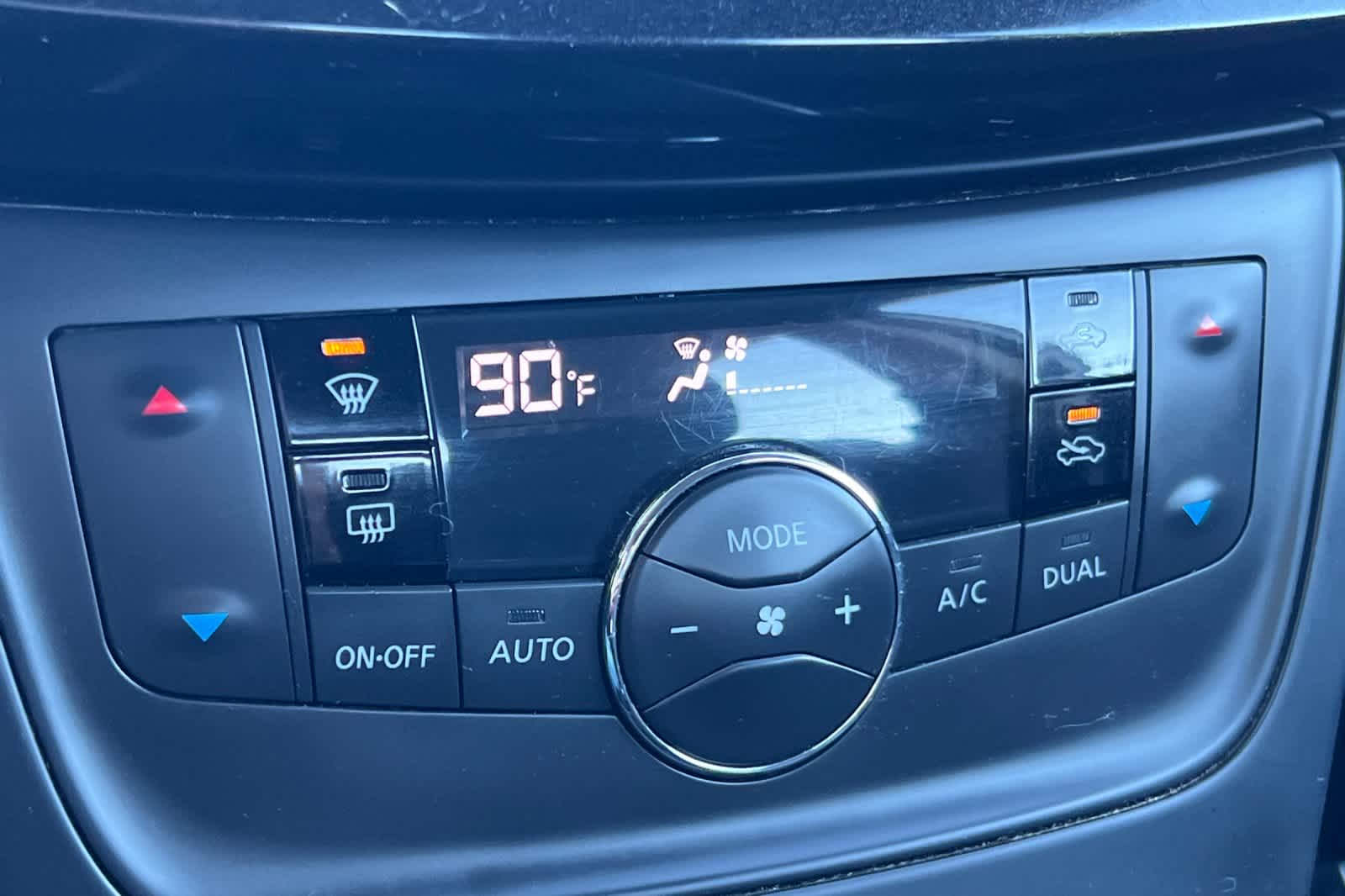 Thumbnail: 2019 Nissan Sentra - 20