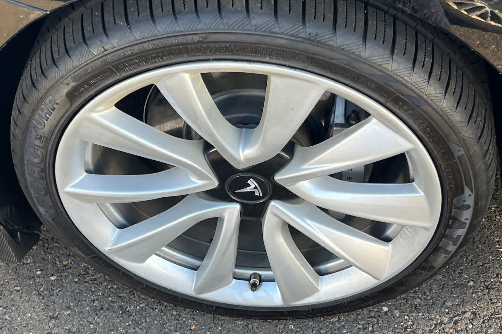 Thumbnail: 2018 Tesla Model 3 - 10