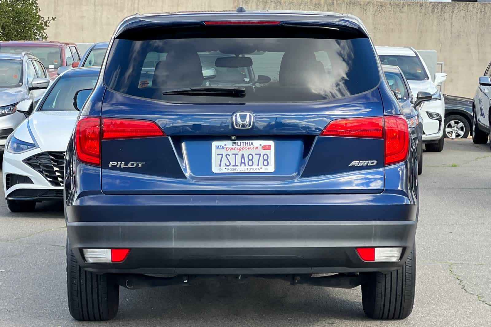 Thumbnail: 2016 Honda Pilot - 8