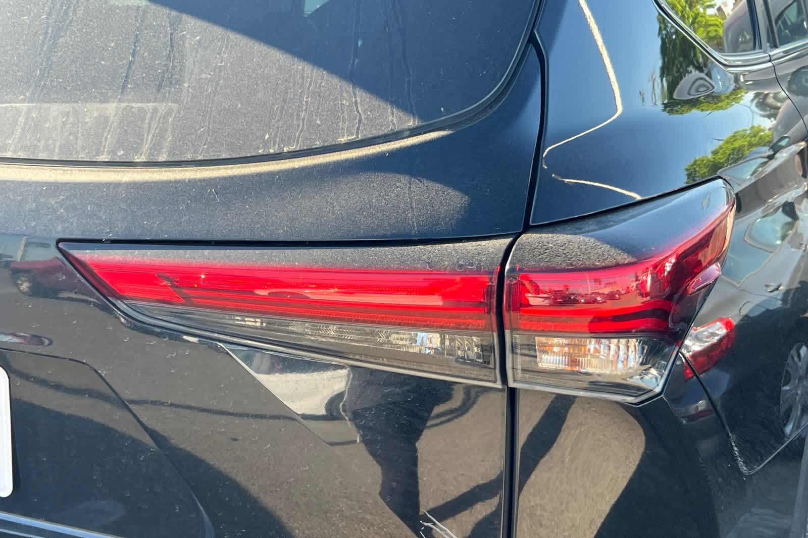 Thumbnail: 2023 Toyota Highlander - 18