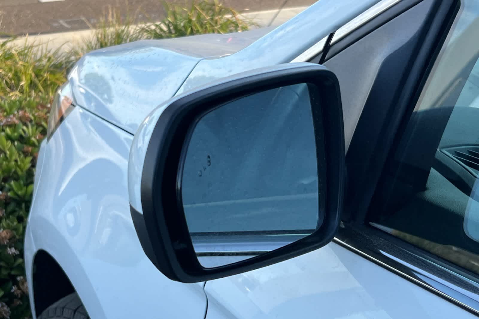 Thumbnail: 2022 Ford Edge - 8